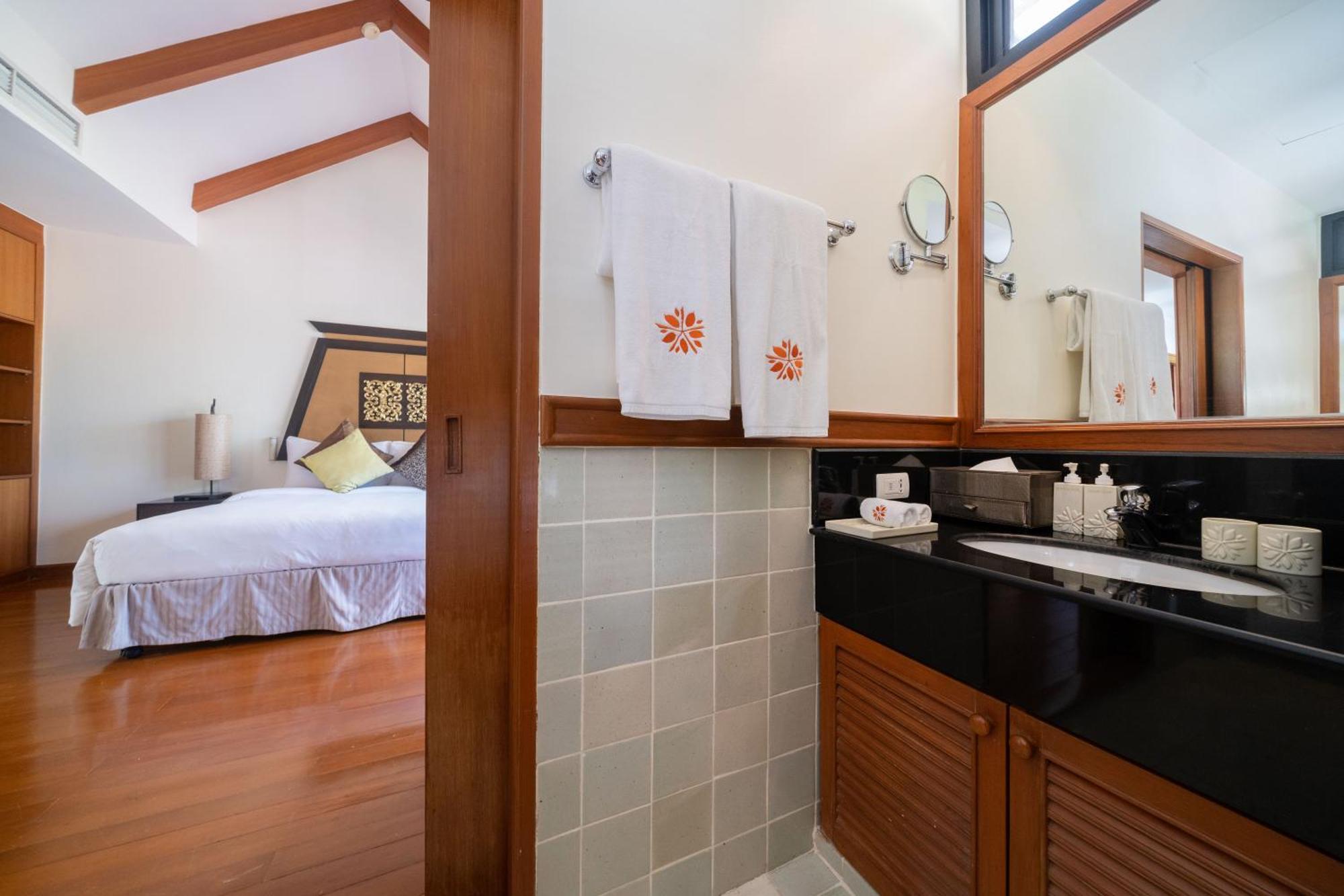 Angsana Laguna-3 Bedroom Pool Villa